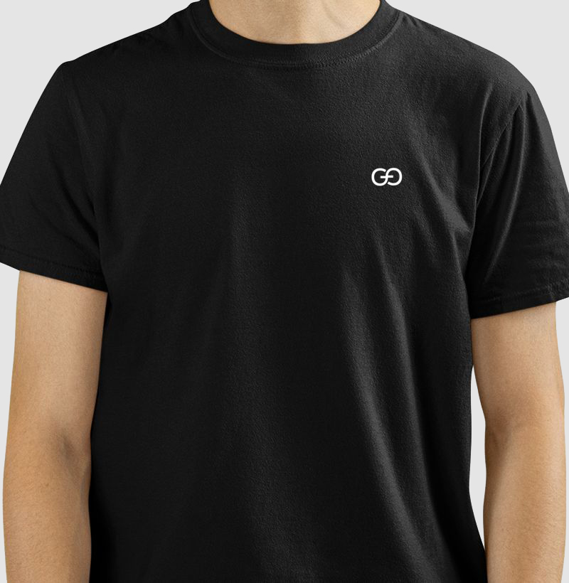 CAMISETA BÁSICA REGGINO MINIMALISTA PRETA
